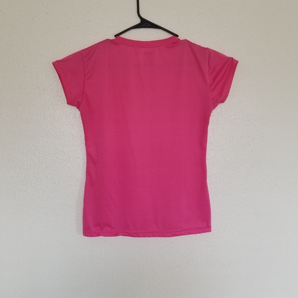 Workout top - Picture 2 of 3